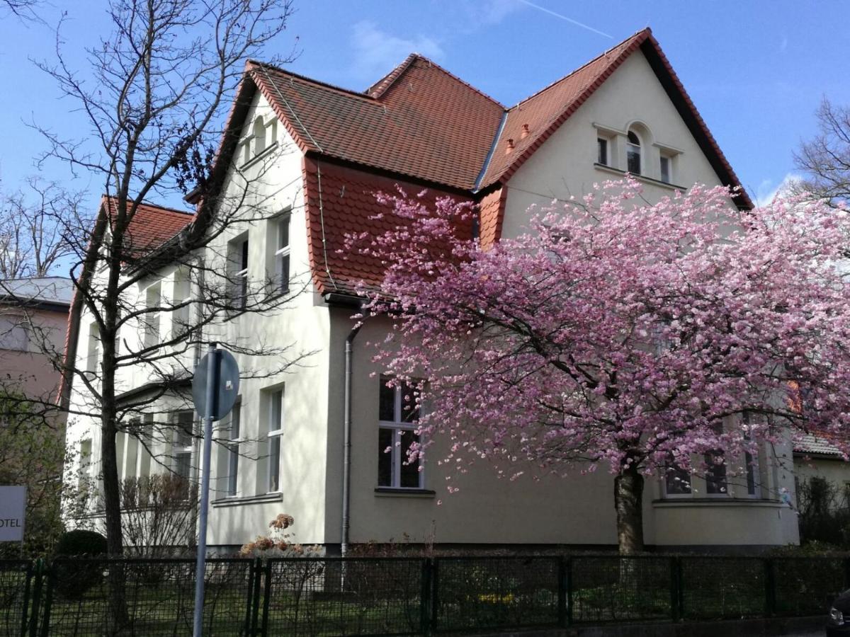 Stadt-Gut-Hotels - Das Kleine Hotel Weimar  Exterior foto